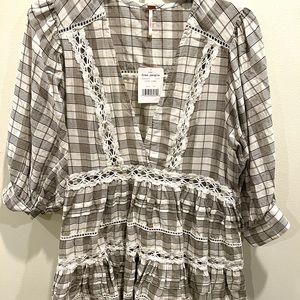 Free People NWT XS Time Out Babydoll Lace Tunic Gray and White